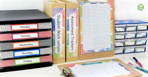 7 Tips for Organising a Teacher's Desk - Teach Starter Blog | Teach Starter