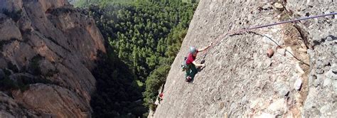 Barcelona, Montserrat, Guided Rock Climbing. 1-day trip. Certified leader