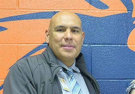 Harlandale ISD board picks operations director as new superintendent