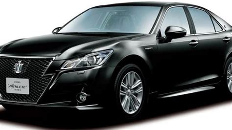 Toyota Crown Royal and Crown Athlete sedans reach 14th generation