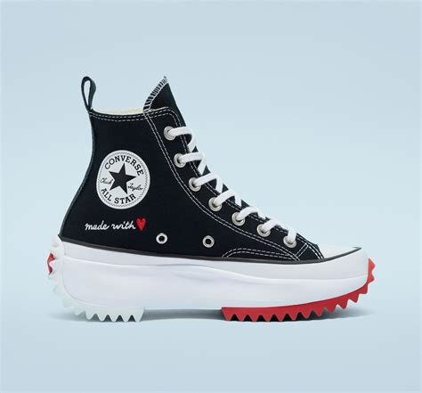 Made With Love Run Star Hike Unisex High Top Shoe. Converse.com