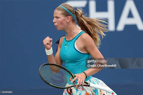 Hannah Klugman of Great Britain reacts after a shot against Aspen... News Photo - Getty Images