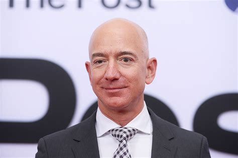 Jeff Bezos Could Be a Trillionaire by 2026 – Footwear News