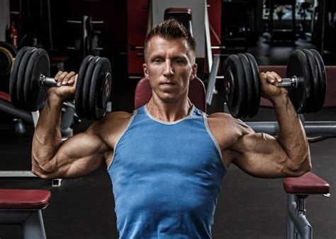 Arnold Press Vs. Dumbbell Shoulder Press – Which One Should You Do ...