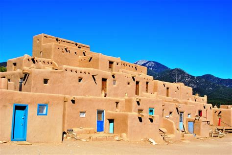 Taos Pueblo - Wikipedia