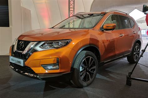 Nissan X-Trail SUV: facelifted model revealed with subtle new look ...