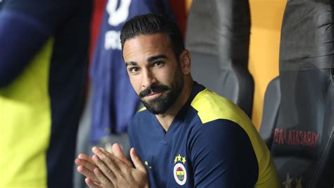 Fútbol Internacional: El futbolista adil rami (fenerbahçe) podría... | MARCA.com