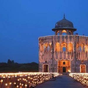 HIRAN MINAR: AN ALLURING HISTORIC LOCATION - Tripako