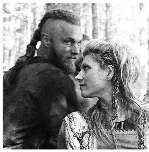 Ragnar and Lagertha | Vikingos lagertha, Guerreros, Vikingos