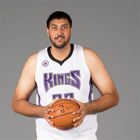 Sim Bhullar Bio: Awards & Net Worth [2024 Update] - Players Bio