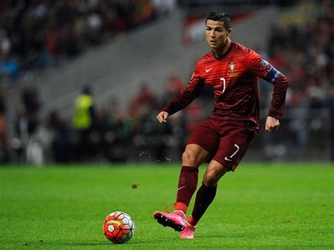 Ronaldo’s presence makes Portugal team a terror attack target: Coach | Football News - Hindustan ...