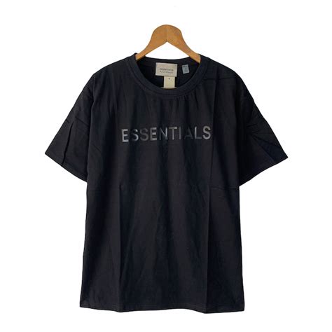 Essentials black crewneck t-shirt - Shop clothing online | DOT Made