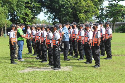 Mga tanod sang barangay taculing ginpaidalom sa assessment - Digicast Negros