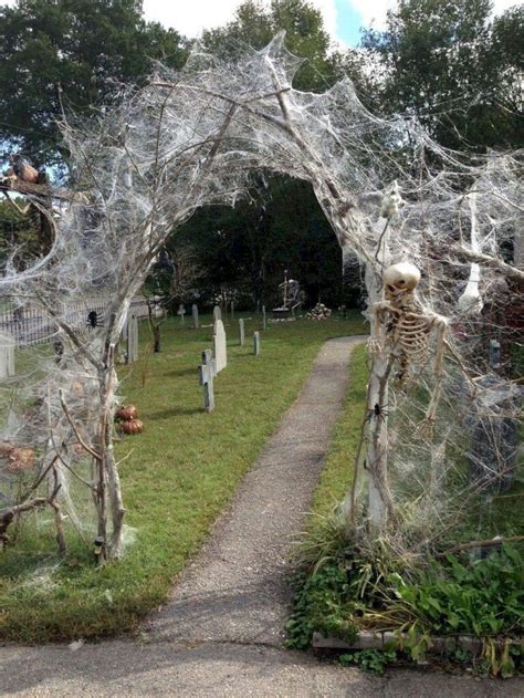 15 awesome diy halloween decorations ideas 7 | lumbung-batu.com | Halloween diy outdoor, Spooky ...