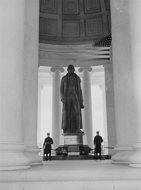 The Jefferson Memorial Turns 75 – Pieces of History