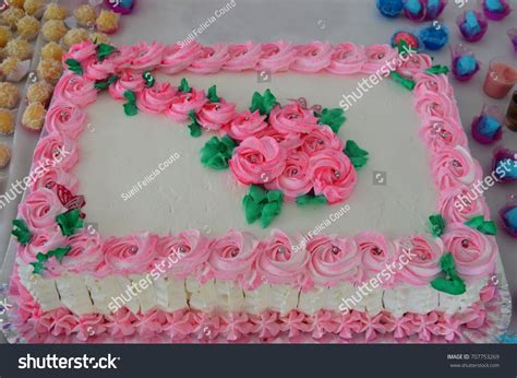 Square Birthday Cake: Over 6,900 Royalty-Free Licensable Stock Photos | Shutterstock