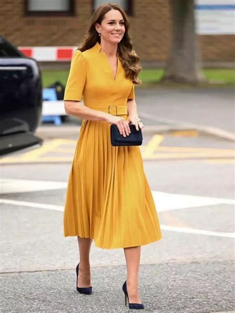 Kate Middleton Short Sleeve Dress - Etsy UK