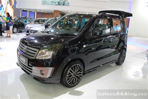 Suzuki Karimun Wagon R launched [IIMS 2013 Live]