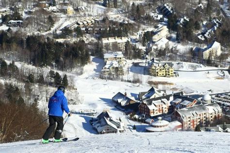 Where to Go Spring Skiing in Vermont | TravelSquire