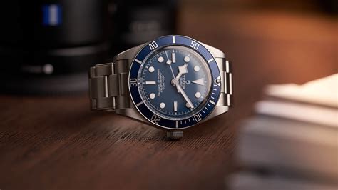 Tudor Black Bay 58 Blue Review - Watch Clicker