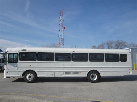 2005 Thomas Freightliner 44 Passenger Shuttle Bus