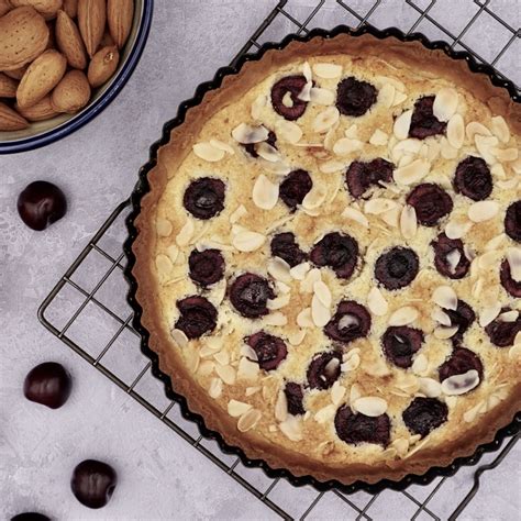 Cherry Bakewell tart (frangipane) - Veggie Ideas