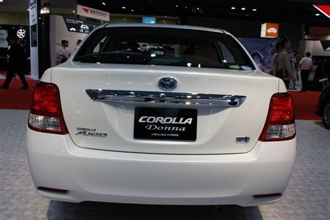 Toyota Corolla Axio Hybrid - PakWheels Blog