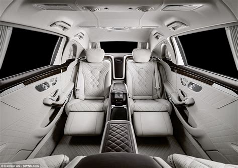 Mercedes-Maybach unveils its latest 'Pullman' limousine | Daily Mail Online