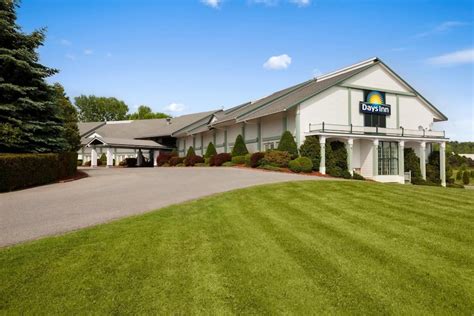 Days Inn by Wyndham Shelburne/Burlington Shelburne, Vermont, US - Reservations.com