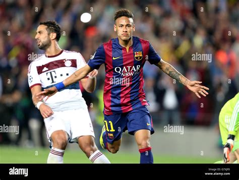 Barcelonas neymar celebrates the third goal hi-res stock photography ...