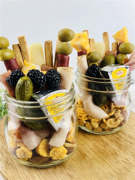 Healthy Keto Jarcuterie Cups | Healthy Foodie - Wellness