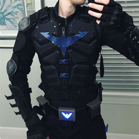 imgur.com | Nightwing cosplay, Superhero cosplay, Nightwing