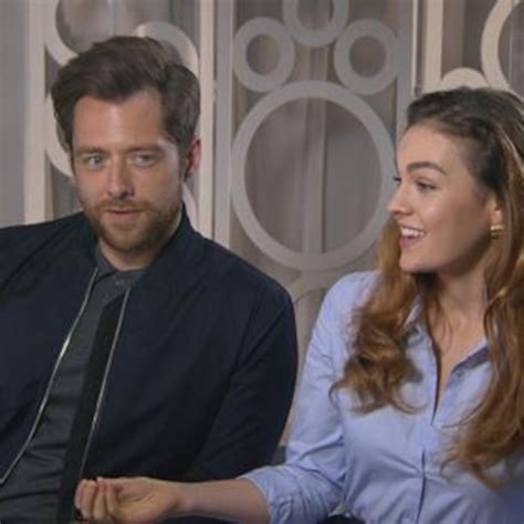 Richard Rankin & Sophie Skelton Dish on Their "Outlander" Romance