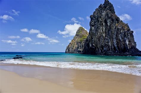 Morro Dois Irmãos em Fernando de Noronha: Como Conhecer o Local?