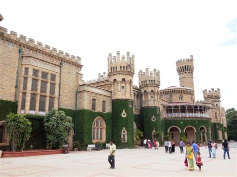 File:Bangalore Palace, Bangalore, Karnataka, India.JPG - Wikitravel Shared