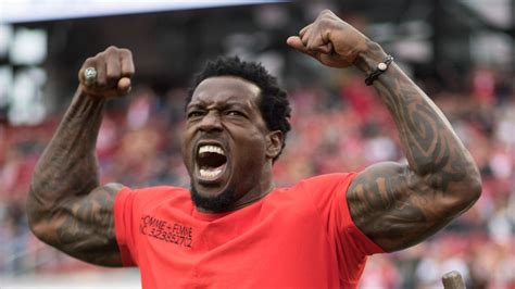 Patrick Willis still thriving after early 49ers retirement