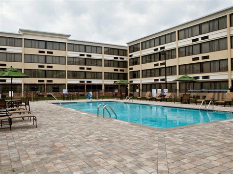 Holiday Inn Greensboro Airport - Free Internet & More