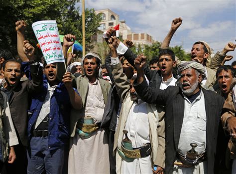 Yemen Partially Restores Fuel Subsidy But Protesters Remain