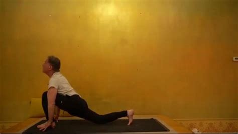 Uttanasana and Back twists sequence with Stephen 2