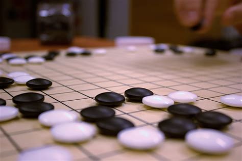 Human Go Champion Finally Beats Google's AlphaGo AI in Their Fourth Match