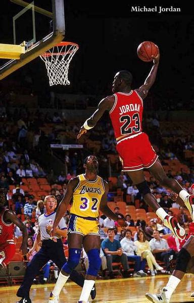 Michael Jordan Super Dunk Basketball Poster 11x17 – BananaRoad