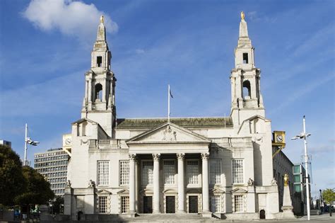 Leeds council calls in bank bond to deal with contract left unfinished ...