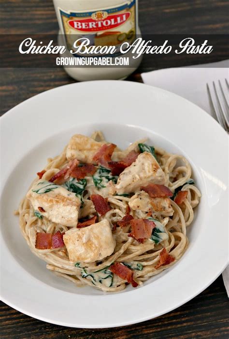 15 Minute Chicken Bacon Alfredo Pasta Recipe