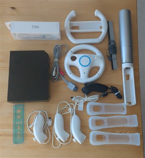 Wii, accessories (read descrip) | Nintendo Wii | City of Toronto | Kijiji