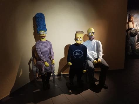 These figures in a wax museum. : creepydesign