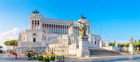 Plaza Venecia - Pasado, presente y futuro de Roma - Guía En Roma