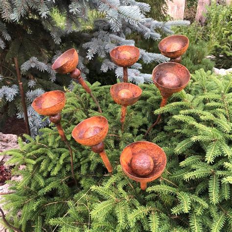 Rusty Flowers Set of 8 Metal Garden Decor 8 Rusty Flowers - Etsy ...