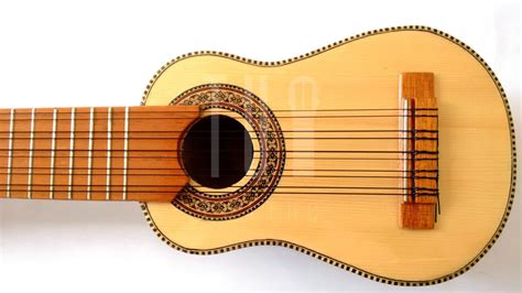 Conoce qué es el Charango y cuáles son sus características - CamburPinton