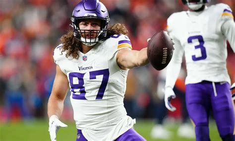 Injury Blow: Vikings' Star T.J. Hockenson Faces Season-Ending Double ...