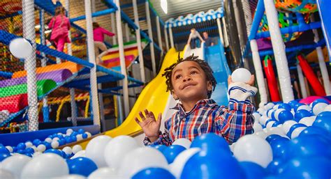 5 Best Indoor Activity Places for the Kids